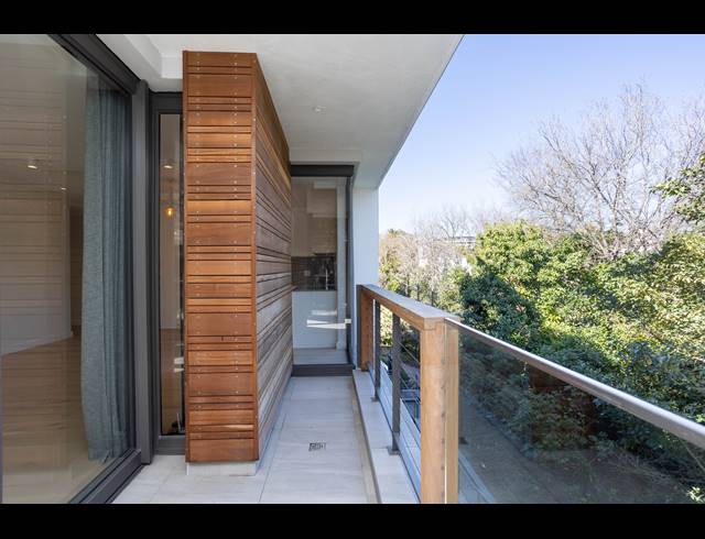 2 BEDROOM APARTMENT TO LET IN NEWLANDS
